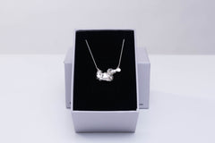 Mia, halskædevedhæng i finsølv